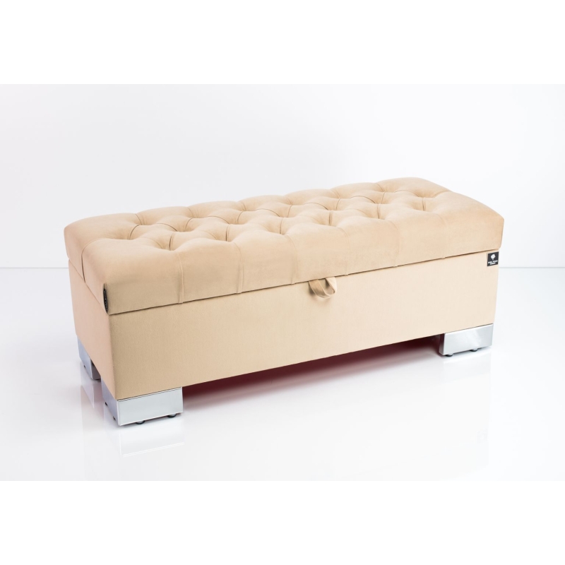 Tufted Storage Bench